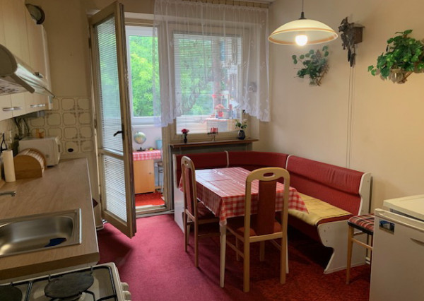 Na prenájom zariadený 3 izb.byt s garážou Nitra, Chrenová